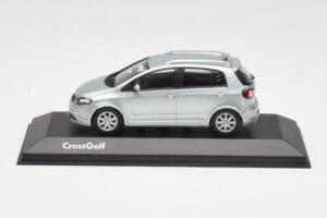 Volkswagen Cross Golf Mk5 Sidabrinis Minichamps 1:43 400054370 Metalas