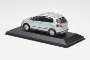 Volkswagen Cross Golf Mk5 Sidabrinis Minichamps 1:43 GOLF003 Metalas - nuotrauka 3 iš 4