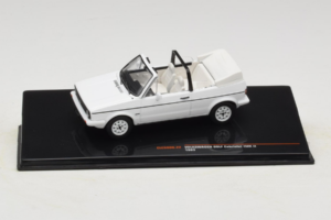 Volkswagen Golf Kabrioletas Mk1 Baltas IXO 1:43 CLC590N Metalas