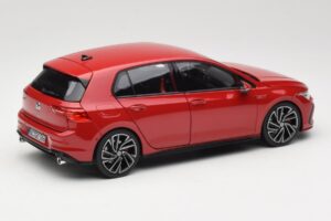 Volkswagen Golf GTI Mk8 Tornado Red Norev 1:18 188595 Metalas - nuotrauka 3 iš 8