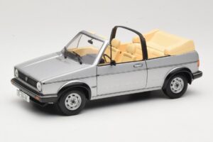 Volkswagen Golf Mk1 Kabrioletas Sidabrinis Sun Star 1:18 VW004 Metalas