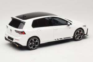 Volkswagen Golf Mk8 GTI Clubsport Pure White Otto 1:18 OT1221 Derva - nuotrauka 2 iš 6