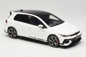 Volkswagen Golf Mk8 GTI Clubsport Pure White Otto 1:18 OT1221 Derva - nuotrauka 4 iš 6