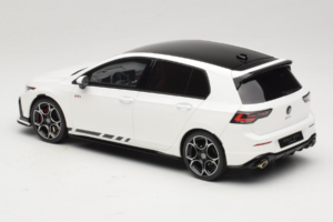 Volkswagen Golf Mk8 GTI Clubsport Pure White Otto 1:18 OT1221 Derva - nuotrauka 5 iš 6