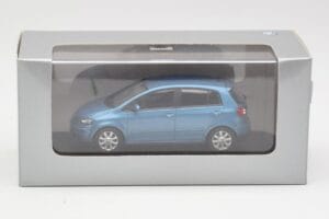 Volkswagen Golf Plus Mk5 Blue Metallic Minichamps 1:43 GOLF002 Metalas - nuotrauka 4 iš 4