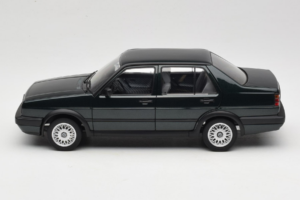 Volkswagen Jetta Mk3 CL Juodas Icartime 1:18 JETTA001 Metalas - nuotrauka 4 iš 8