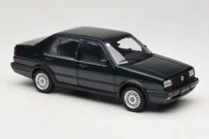 Volkswagen Jetta Mk3 CL Juodas Icartime 1:18 JETTA001 Metalas - nuotrauka 6 iš 8