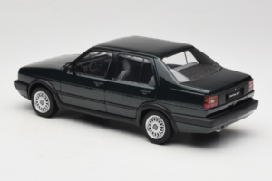 Volkswagen Jetta Mk3 CL Juodas Icartime 1:18 JETTA001 Metalas - nuotrauka 7 iš 8