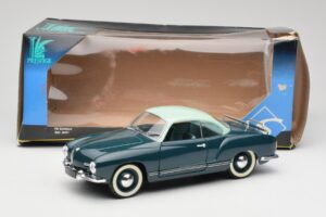 Volkswagen Karmann Ghia Mėlynas Solido 1:18 8061 Metalas - nuotrauka 8 iš 8