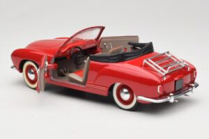 Volkswagen Karmann Ghia Kabrioletas Raudonas Solido 1:18 8058 Metalas - nuotrauka 7 iš 8
