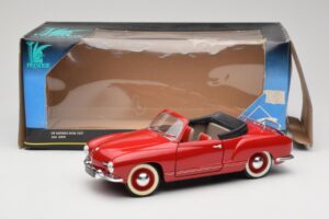 Volkswagen Karmann Ghia Kabrioletas Raudonas Solido 1:18 8058 Metalas - nuotrauka 8 iš 8
