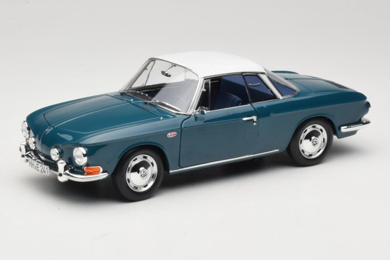 Volkswagen Karmann Ghia Type 34 1500 Sea Blue Norev 1:18 188646 Metalas