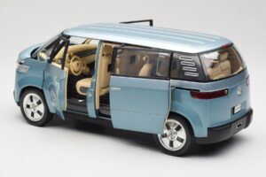 Volkswagen Microbus Concept Šviesiai Žalias Revell 1:18 08444 Metalas - nuotrauka 5 iš 8