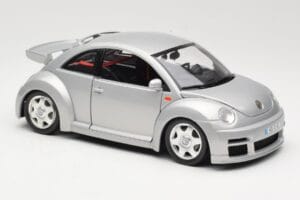 Volkswagen New Beetle RSi Sidabrinis Bburago 1:18 3306 Metalas - nuotrauka 6 iš 8