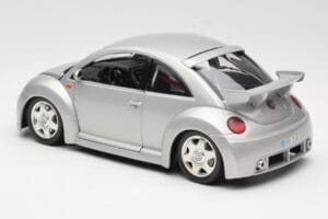 Volkswagen New Beetle RSi Sidabrinis Bburago 1:18 3306 Metalas - nuotrauka 7 iš 8