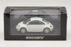 Volkswagen New Beetle Baltas Minichamps 1:43 430058005 Metalas - nuotrauka 4 iš 4