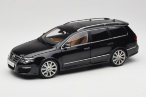 Volkswagen Passat B6 R36 Variant Juodas NZG 1:18 KF044-4A Metalas