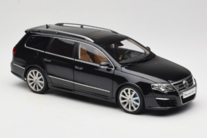 Volkswagen Passat B6 R36 Variant Juodas NZG 1:18 KF044-4A Metalas - nuotrauka 6 iš 8