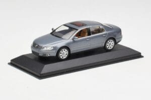 Volkswagen Phaeton 3D Pilkas Minichamps 1:43 3D0099300GPR7Q Metalas - nuotrauka 2 iš 4