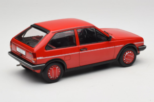 Volkswagen Polo II Coupe Fox MCG 1:18 MCG18523 Metalas - nuotrauka 2 iš 6