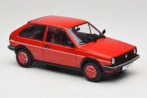 Volkswagen Polo II Coupe Fox MCG 1:18 MCG18523 Metalas - nuotrauka 4 iš 6