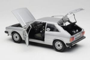 Volkswagen Scirocco GT Mk1 Silver Metallic Revell 1:18 08833 Metalas - nuotrauka 5 iš 8
