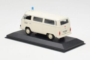 Volkswagen T2 Ambulance DRK Minichamps 1:43 400053090 Metalas - nuotrauka 3 iš 4