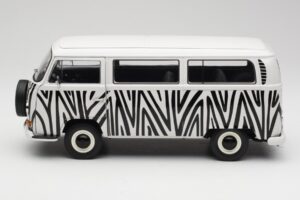 Volkswagen T2a Bus Safari Schuco 1:18 00191 Metalas - nuotrauka 4 iš 8