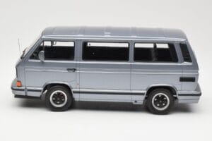 Volkswagen T3 Porsche B32 Minibus Mėlynas KK-Scale 1:18 KKDC180221 Metalas - nuotrauka 3 iš 6