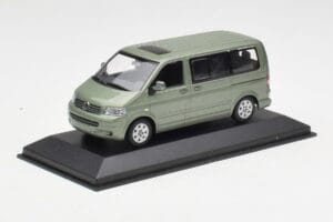 Volkswagen T5 Bus Fresco Green Minichamps 1:43 T5001-B Metalas - nuotrauka 2 iš 4