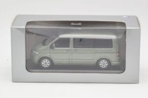 Volkswagen T5 Bus Fresco Green Minichamps 1:43 T5001-B Metalas - nuotrauka 4 iš 4