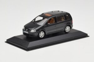 Volkswagen Touran 1T Tamsiai Žalias Minichamps 1:43 400052101 Metalas - nuotrauka 2 iš 4