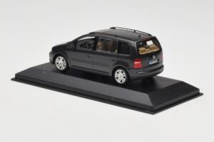 Volkswagen Touran 1T Tamsiai Žalias Minichamps 1:43 400052101 Metalas - nuotrauka 3 iš 4