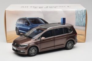 Volkswagen Touran 5T Ruda Paudi Model 1:18 ZVE000003BRA Metalas - nuotrauka 8 iš 8