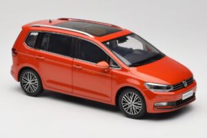 Volkswagen Touran 5T Oranžinis Paudi Model 1:18 ZVE000003ORA Metalas - nuotrauka 6 iš 8