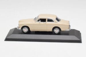 Volvo 121 Amazon Smėlio Minichamps 1:43 940171002 Metalas