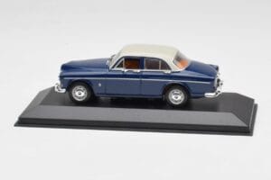 Volvo 121 Amazon Melsvai Pilkas Minichamps 1:43 430171060 Metalas