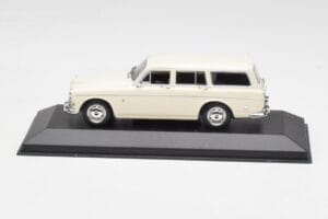 Volvo 121 Amazon Universalas Baltas Minichamps 1:43 430171010 Metalas