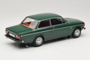 Volvo 142 Žalias MCG 1:18 MCG18005 Metalas - nuotrauka 2 iš 6