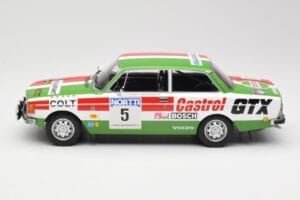 Volvo 142 #5 H. Mikkola / E. Rautanen Rally 1000 Lakes 1973 MCG 1:18 MCG18529R Metalas - nuotrauka 3 iš 6