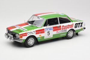 Volvo 142 #5 H. Mikkola / E. Rautanen Rally 1000 Lakes 1973 MCG 1:18 MCG18529R Metalas