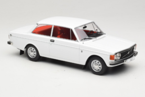 Volvo 142 Baltas MCG 1:18 MCG18445 Metalas - nuotrauka 4 iš 6