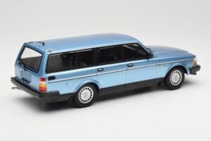 Volvo 240 GL Estate Blue Metallic Minichamps 1:18 155171414 Metalas - nuotrauka 2 iš 6