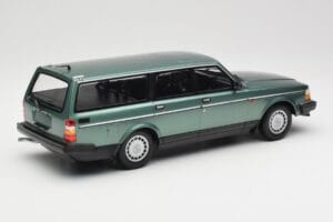 Volvo 240 GL Estate Green Metallic Minichamps 1:18 155171410 Metalas - nuotrauka 2 iš 6