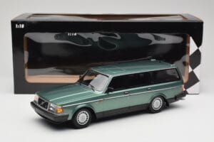 Volvo 240 GL Estate Green Metallic Minichamps 1:18 155171410 Metalas - nuotrauka 6 iš 6