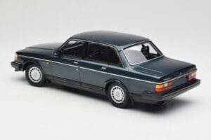 Volvo 240 GL Petrol Metallic Minichamps 1:18 155171407 Metalas - nuotrauka 5 iš 6
