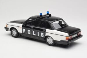 Volvo 240 GL Polis Sweden Juodas Minichamps 1:18 155171497 Metalas - nuotrauka 5 iš 6