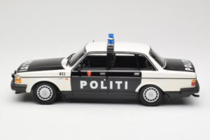 Volvo 240 GL Politi Norway Juodas Minichamps 1:18 155171496 Metalas - nuotrauka 3 iš 6