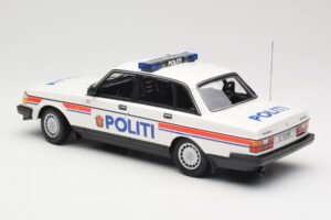 Volvo 240 GL Politi Norway Minichamps 1:18 155171491 Metalas - nuotrauka 5 iš 6
