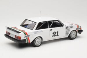 Volvo 240 Turbo #21 P. Stureson DTM Winner Wunstorf 1985 AUTOart 1:18 88592 Metalas - nuotrauka 3 iš 8